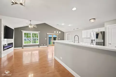 Living - 15744 Cove Cir, Plainfield, IL 60544 photo 1 of 6