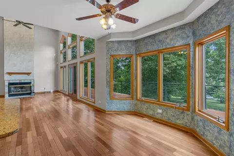 Living - 2 Echowood Dr, Algonquin, IL 60102 photo 6 of 9