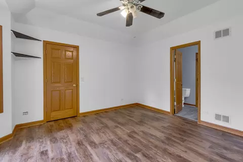 Bedroom - 2 Echowood Dr, Algonquin, IL 60102 photo 3 of 6