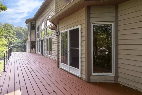 Exterior - 2 Echowood Dr, Algonquin, IL 60102 photo 11 of 14
