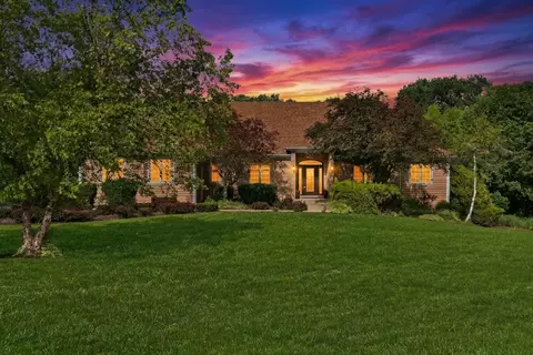 40273 N Goldenrod Ln, Wadsworth, IL 60083