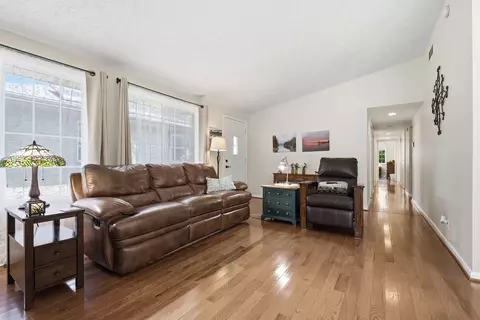 904 N School St, Normal, IL 61761 photo 4