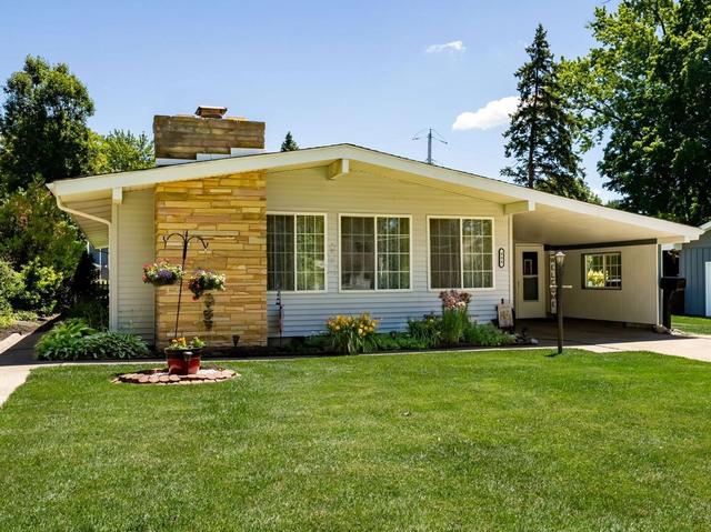 904 N School St, Normal, IL 61761