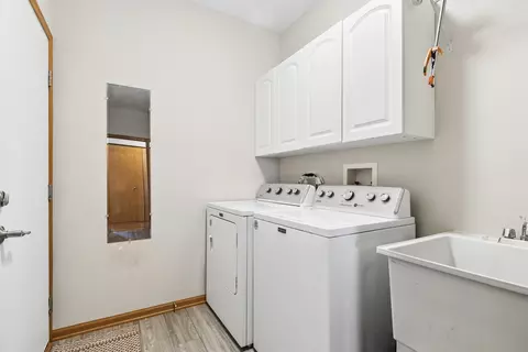 Other - 1601 Millbrook Dr, Algonquin, IL 60102 photo 2 of 3