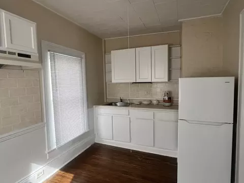 Kitchen - 902 N Lee St, Bloomington, IL 61701 photo 1 of 2
