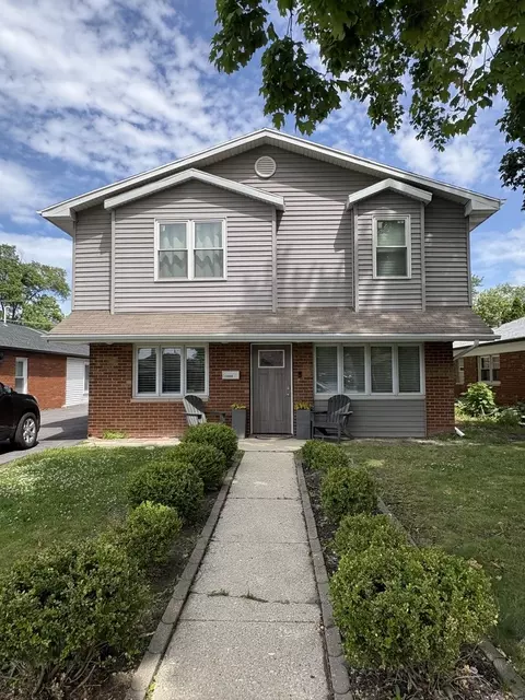 11555 S Sacramento Dr, Merrionette Park, IL 60803