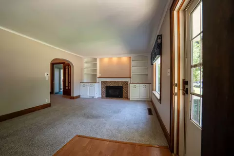 Living - 1117 E Olive St, Bloomington, IL 61701 photo 2 of 5
