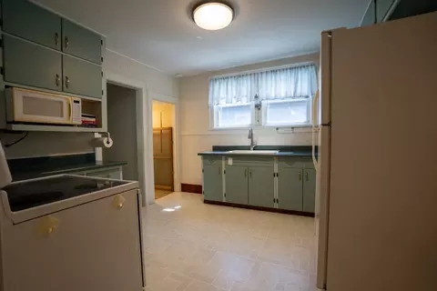 Kitchen - 1117 E Olive St, Bloomington, IL 61701 photo 1 of 2