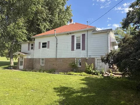 307 S Saint Paul St, Mark, IL 61340 photo 2