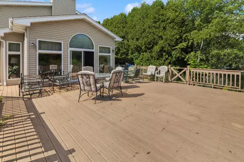 53 Largemouth Ln, Wilmington, IL 60481