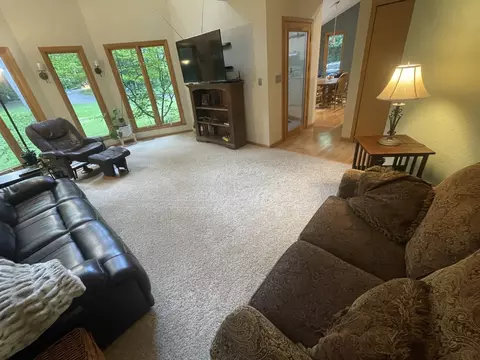 5538 Mcdonald Rd, Roscoe, IL 61073 photo 5