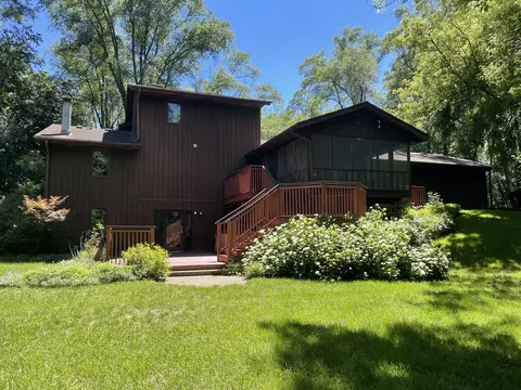 5538 Mcdonald Rd, Roscoe, IL 61073 photo 4