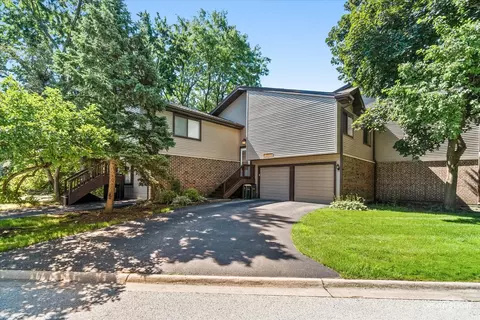 29 W365 Thornwood Ln #365, Warrenville, IL 60555