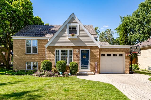 9024 30th St, Brookfield, IL 60513