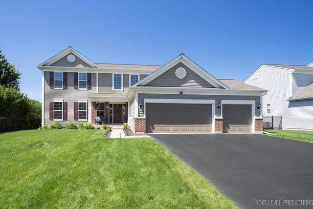 2427 Emerald Ln, Yorkville, IL 60560