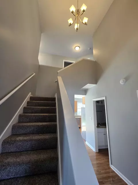 Entry Way - 4 Joseph Ct, Midlothian, IL 60445 photo 1 of 1