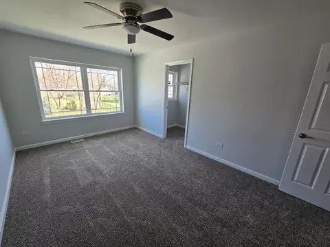 Bedroom - 4 Joseph Ct, Midlothian, IL 60445 photo 4 of 20