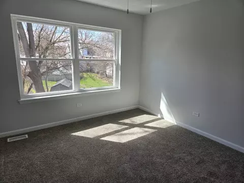 Bedroom - 4 Joseph Ct, Midlothian, IL 60445 photo 9 of 20