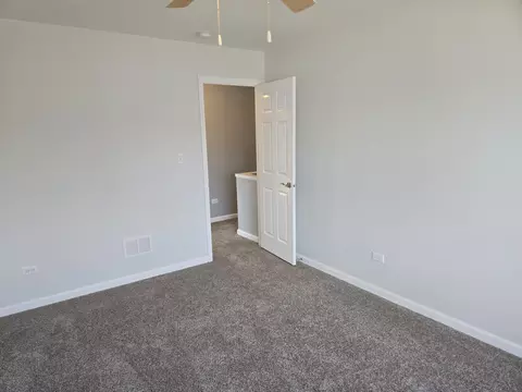 Bedroom - 4 Joseph Ct, Midlothian, IL 60445 photo 19 of 20