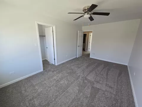 Bedroom - 4 Joseph Ct, Midlothian, IL 60445 photo 5 of 20