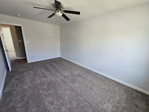 Bedroom - 4 Joseph Ct, Midlothian, IL 60445 photo 6 of 20