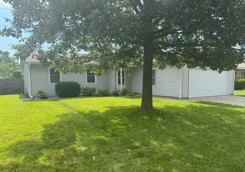 2318 Osage Dr, Champaign, IL 61821