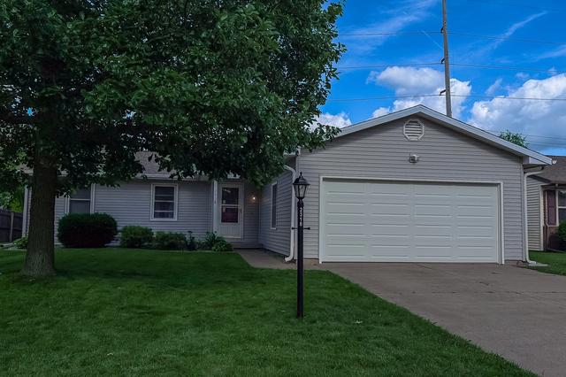 2318 Osage Dr, Champaign, IL 61821