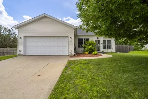 1501 Donegal Dr, Normal, IL 61761