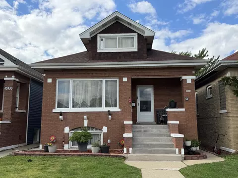 5528 W Henderson St, Chicago, IL 60641