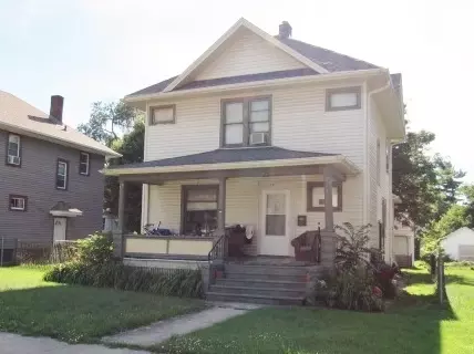 667 S Myrtle Ave, Kankakee, IL 60901 photo 2