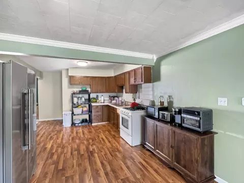 Kitchen - 1418 Chippewa Dr, Ottawa, IL 61350 photo 1 of 2