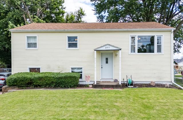 2311 W 46th St, Davenport, IA 52806