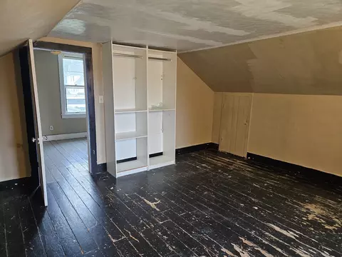 Bedroom - 302 E Park St, Morrison, IL 61270 photo 4 of 4