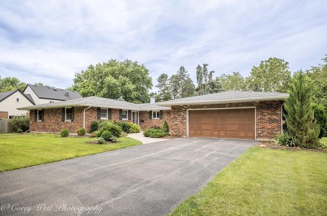 3 Golfview Pl, Dekalb, IL 60115