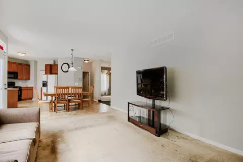 1607 Mountain Ridge Pass, Plainfield, IL 60586 photo 4