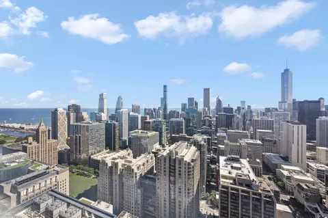 161 E Chicago Ave #50B, Chicago, IL 60611 photo 6