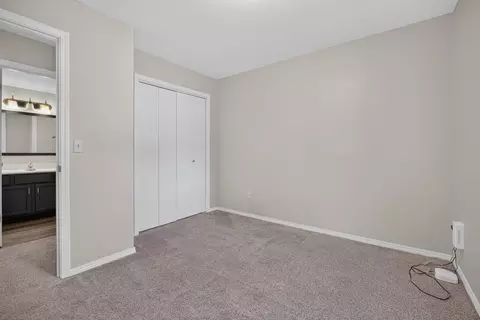 8 Rounds Rd, Bloomington, IL 61704 photo 29