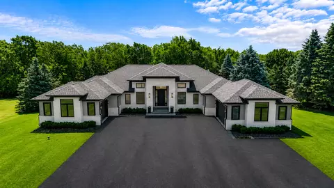39 W195 Fabyan Pkwy, Geneva, IL 60134