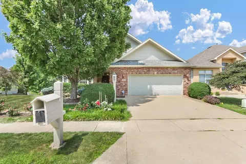 2505 Prairie Ridge Pl, Champaign, IL 61822