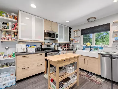 1912 E Willow Ave, Wheaton, IL 60187 photo 7