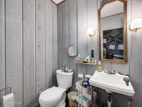 1912 E Willow Ave, Wheaton, IL 60187 photo 11
