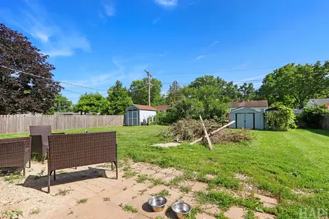 Exterior - 509 Rand Dr, Mchenry, IL 60051 photo 2 of 3