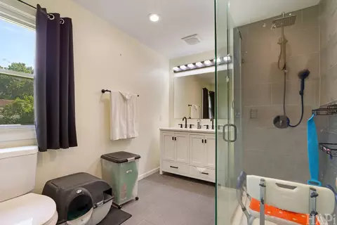 Bath - 509 Rand Dr, Mchenry, IL 60051 photo 2 of 2