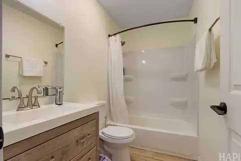 Bath - 509 Rand Dr, Mchenry, IL 60051 photo 1 of 2