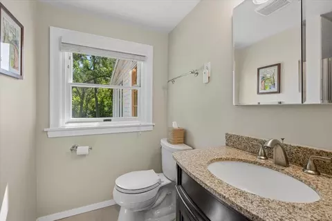 Bath - Undisclosed, Glenview, IL 60025 photo 1 of 2