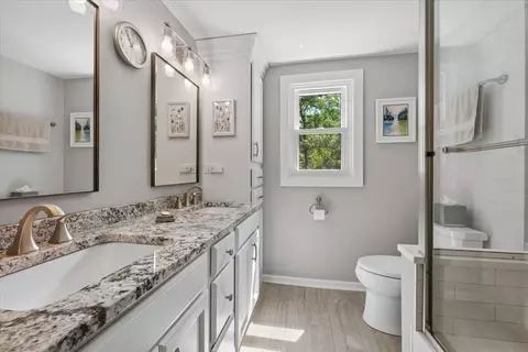 Bath - Undisclosed, Glenview, IL 60025 photo 2 of 2
