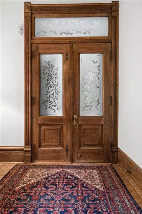 Entry Way - 1220 Maple Ave, Evanston, IL 60202 photo 2 of 13