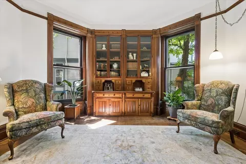Living - 1220 Maple Ave, Evanston, IL 60202 photo 8 of 9