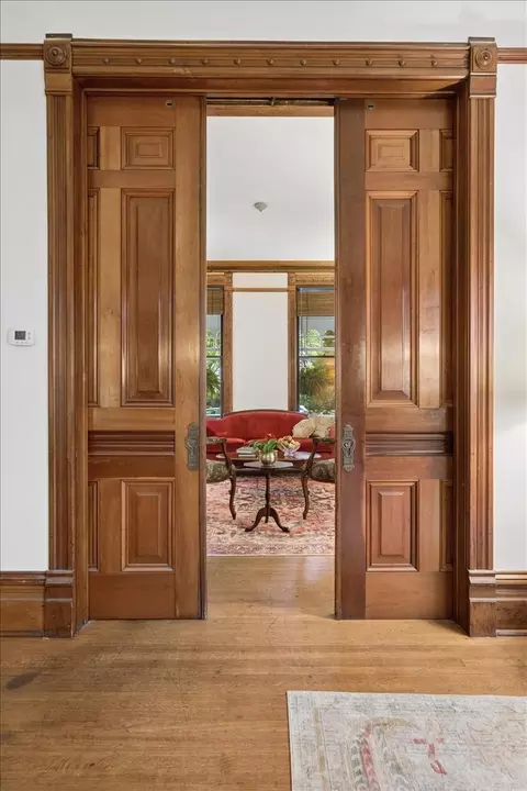 Entry Way - 1220 Maple Ave, Evanston, IL 60202 photo 6 of 13