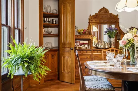 Dining - 1220 Maple Ave, Evanston, IL 60202 photo 3 of 5